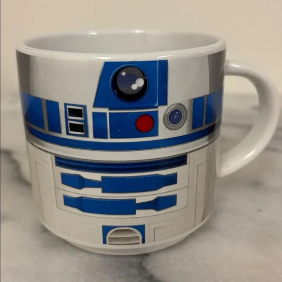R2-D2 Mug - Picture 4 of 8